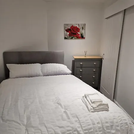 Lovely Double Bedroom Liverpool Exterior photo