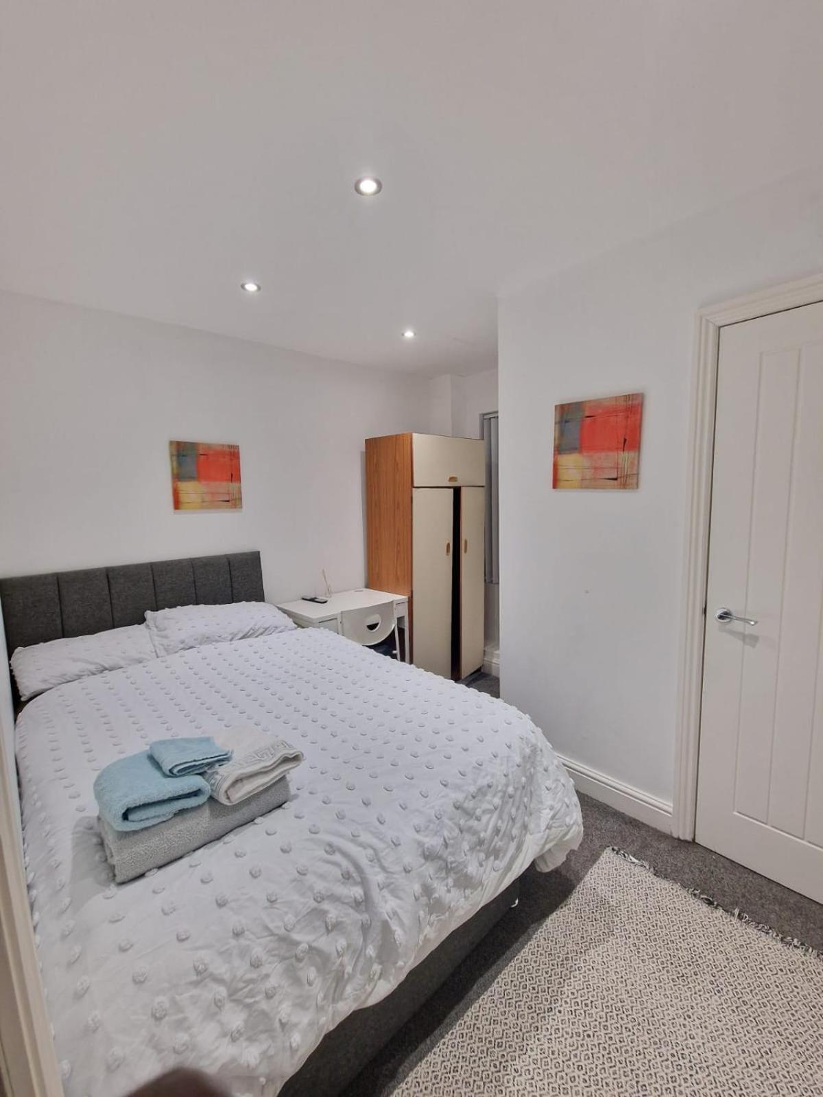 Apartment Lovely Double Bedroom Liverpool